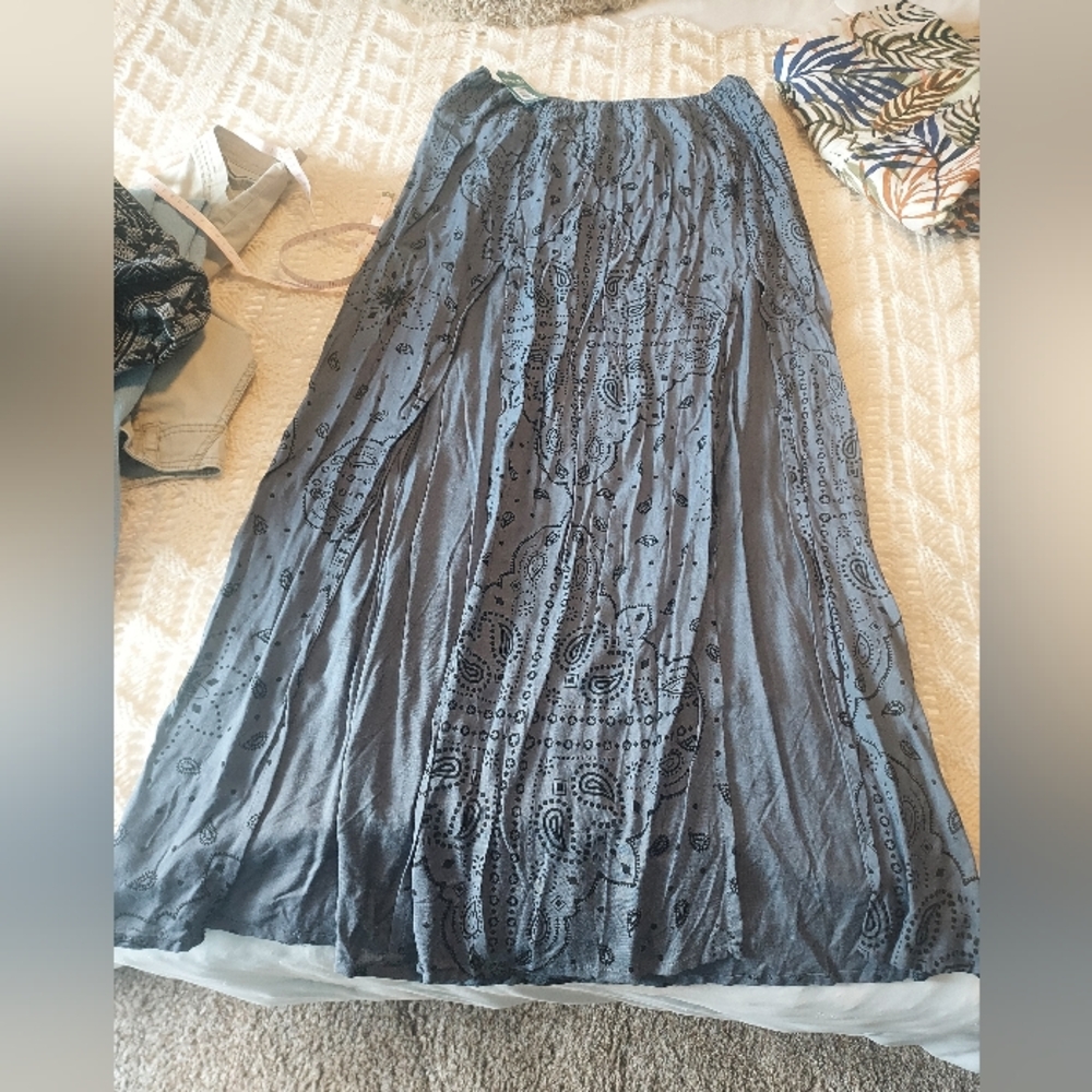 Elegant Gray Maxi Skirt